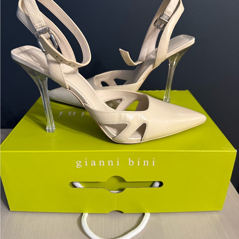 Gianni Bini Bone Blanc Women's Heels